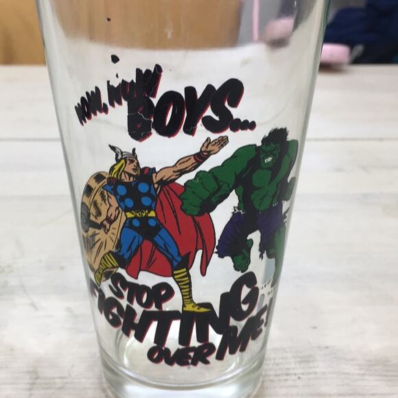 Marvel collector drinking pint glass set of 2 - Picture 3 of 4